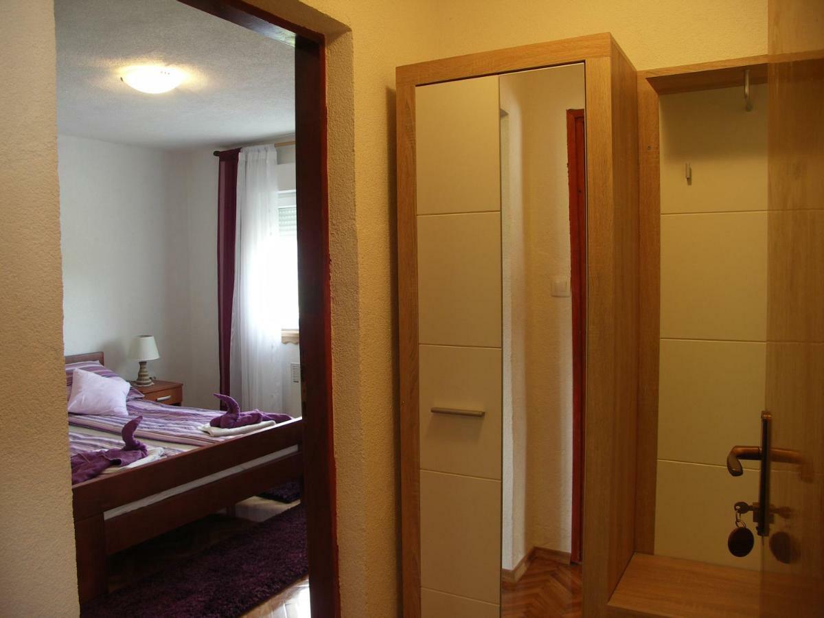 Apartments Zegarac House Korenica Exterior photo